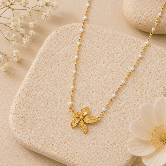 When Summer Comes — Flower Necklace